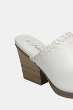 Load image into Gallery viewer, Pointy Toe Slip On Chunky Mules
