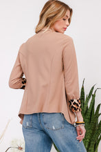 Load image into Gallery viewer, Rolled Leopard Cuff Open Front Blazer