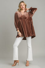Load image into Gallery viewer, Beaded Frill Flounce Sleeve Velvet Babydoll Blouse
