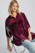 Load image into Gallery viewer, Polka Dot Button Up Half Sleeve Shirt