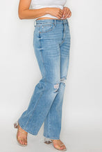 Load image into Gallery viewer, Distressed High Rise Straight Jeans