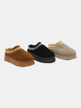 Load image into Gallery viewer, Embroidered Trim Platform Sherpa Boots