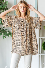 Load image into Gallery viewer, Animal Print Flutter Sleeve Blouse