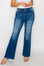 Load image into Gallery viewer, High Rise Bootcut Jeans with Pockets