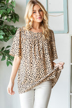 Load image into Gallery viewer, Animal Print Flutter Sleeve Blouse