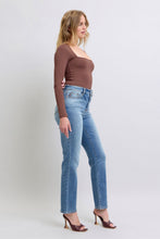 Load image into Gallery viewer, Judy Blue Run Vintage Wash Thermal Straight Jeans