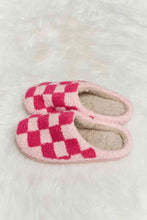 Load image into Gallery viewer, Checkered Print Plush Slide Slippers