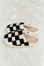 Load image into Gallery viewer, Checkered Print Plush Slide Slippers