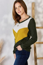 Load image into Gallery viewer, Colorblock V-Neck Blouse