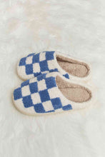 Load image into Gallery viewer, Checkered Print Plush Slide Slippers