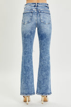 Load image into Gallery viewer, RISEN High Rise Distressed Flare Jeans
