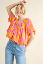 Load image into Gallery viewer, Printed Satin Bubble Hem Top
