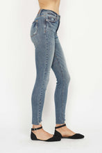 Load image into Gallery viewer, Judy Blue Tummy Control Vintage Wash Hem Destroy Skinny Jeans
