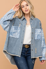 Load image into Gallery viewer, Paisley Print Quilted Sleeves Denim Jacket
