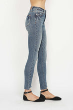 Load image into Gallery viewer, Judy Blue Tummy Control Vintage Wash Hem Destroy Skinny Jeans
