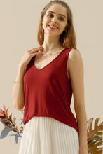 Load image into Gallery viewer, V-Neck Curved Hem Tank
