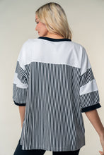 Load image into Gallery viewer, Striped Contrast Round Neck Top
