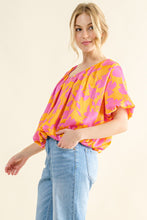 Load image into Gallery viewer, Printed Satin Bubble Hem Top
