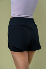 Load image into Gallery viewer, High Waisted Knit Shorts
