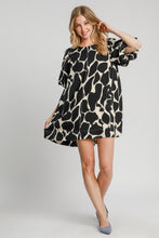 Load image into Gallery viewer, Two Tone Abstract Print Puff Sleeve Dress Plus Size
