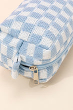 Load image into Gallery viewer, Checkered Pattern Knitted Cosmetic Pouch
