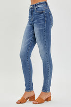 Load image into Gallery viewer, RISEN Mid Rise Ankle Skinny Jeans
