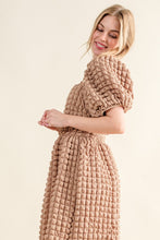 Load image into Gallery viewer, Square Neck Puff Sleeve Dress
