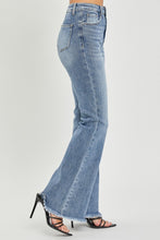 Load image into Gallery viewer, RISEN High Waist Raw Hem Flare Jeans
