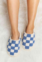 Load image into Gallery viewer, Checkered Print Plush Slide Slippers
