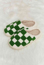 Load image into Gallery viewer, Checkered Print Plush Slide Slippers
