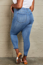 Load image into Gallery viewer, Judy Blue Janavie High Waisted Pull On Skinny Jeans
