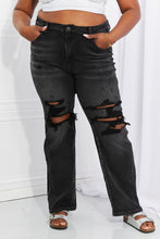 Load image into Gallery viewer, RISEN Lois Distressed Loose Fit Jeans
