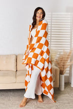 Load image into Gallery viewer, Checkered Decorative Throw Blanket
