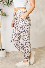 Load image into Gallery viewer, Printed Drawstring Pants
