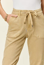 Load image into Gallery viewer, Judy Blue High Waist Jogger Jeans
