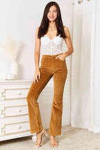 Load image into Gallery viewer, Judy Blue Mid Rise Corduroy Pants
