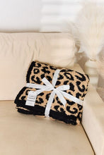 Load image into Gallery viewer, Leopard Decorative Throw Blanket
