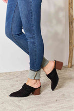 Load image into Gallery viewer, Pointed-Toe Braided Trim Mules
