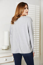 Load image into Gallery viewer, Seam Detail Round Neck Long Sleeve Top
