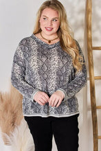 Load image into Gallery viewer, Snakeskin V-Neck Long Sleeve Top
