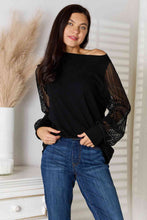 Load image into Gallery viewer, Round Neck Raglan Sleeve Blouse
