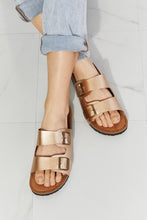 Load image into Gallery viewer, Best Life Double-Banded Slide Sandal in Gold
