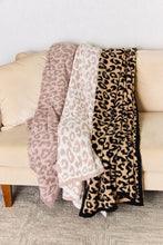 Load image into Gallery viewer, Leopard Decorative Throw Blanket
